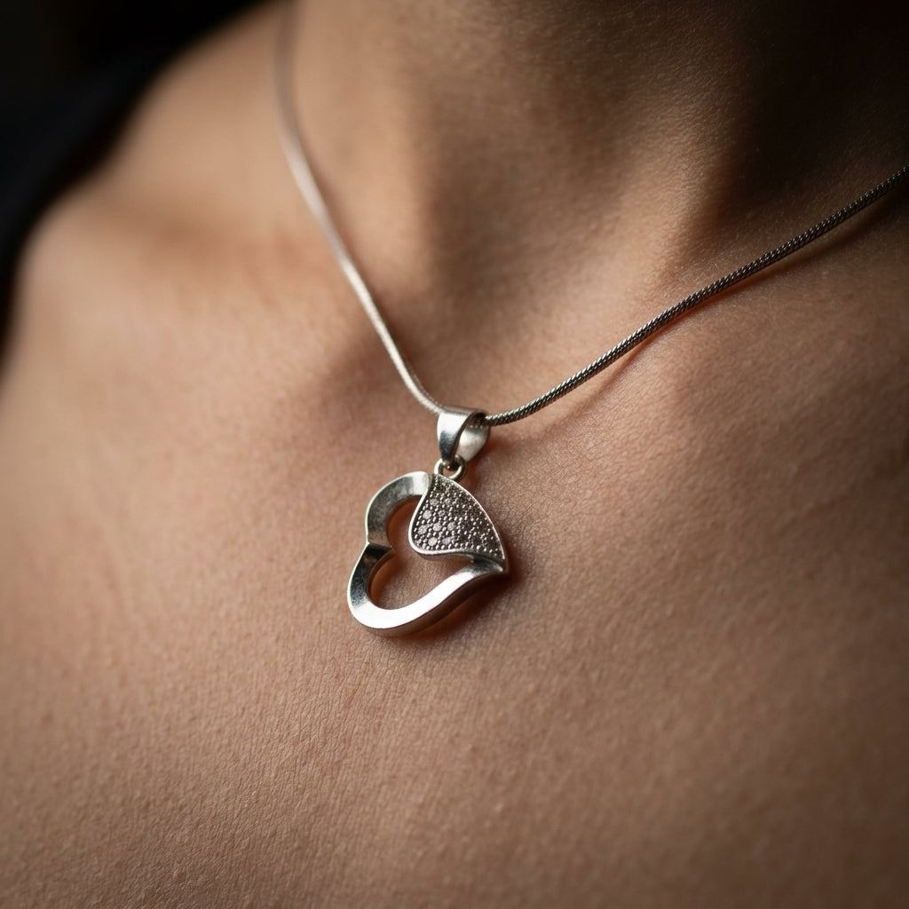 925 Sterling Silver Sparkling Heart Pendant Necklace | Elegant Silver Chain for Women