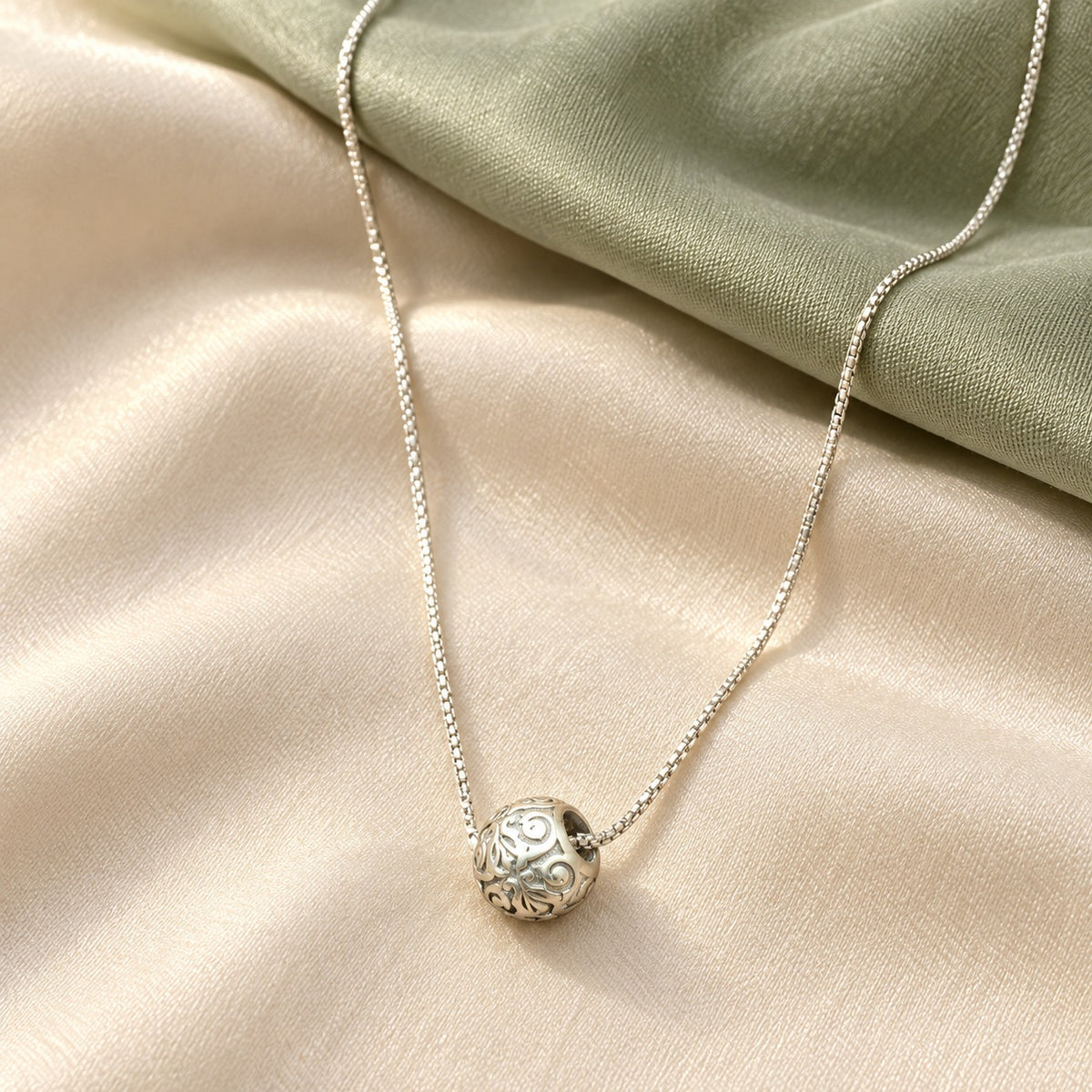 Filigree Sphere 925 Silver Pendant Necklace | Vintage Ball Charm