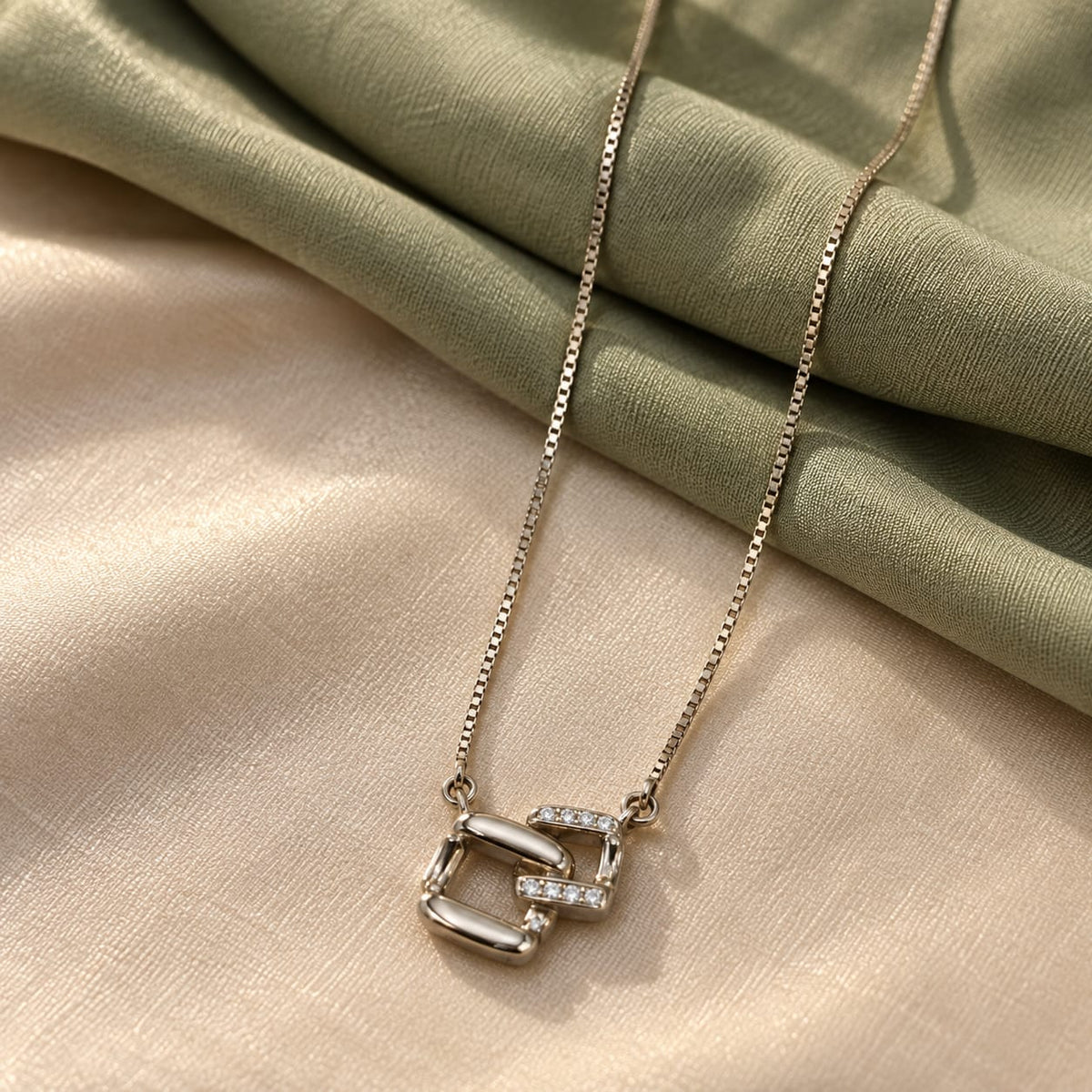 925 Sterling Silver Geometric Link Pendant Necklace | Modern Chain Pendant for Women